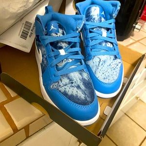 Jordan 1 mid ps 3 youth